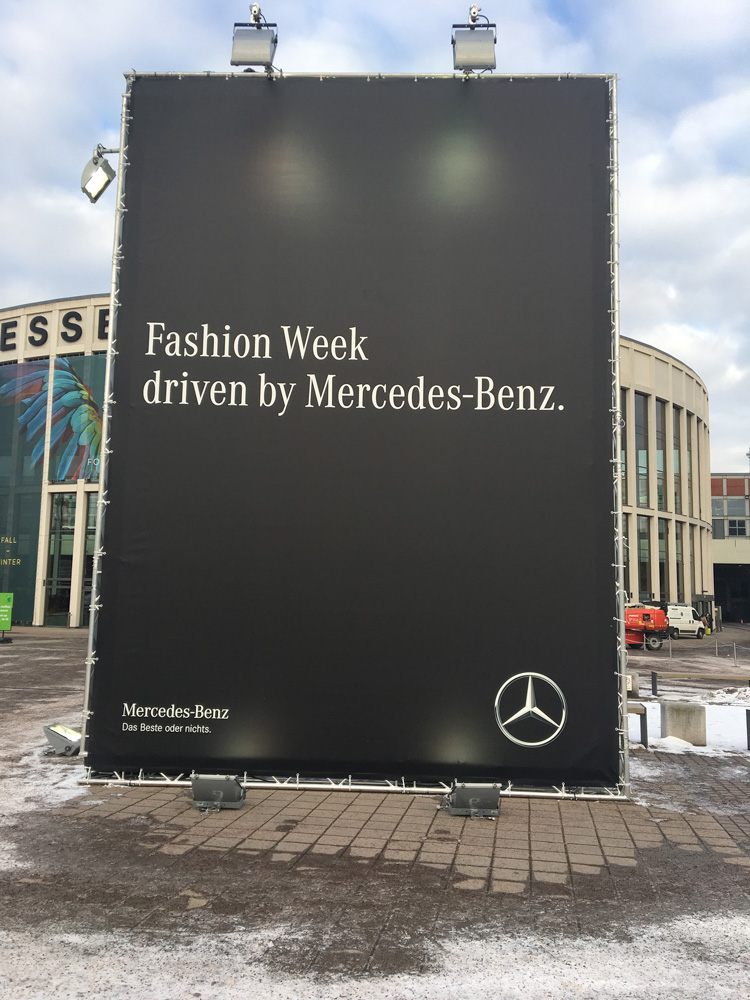 Mit Kompressionsstrümpfen zur Fashion Week Jan 2017