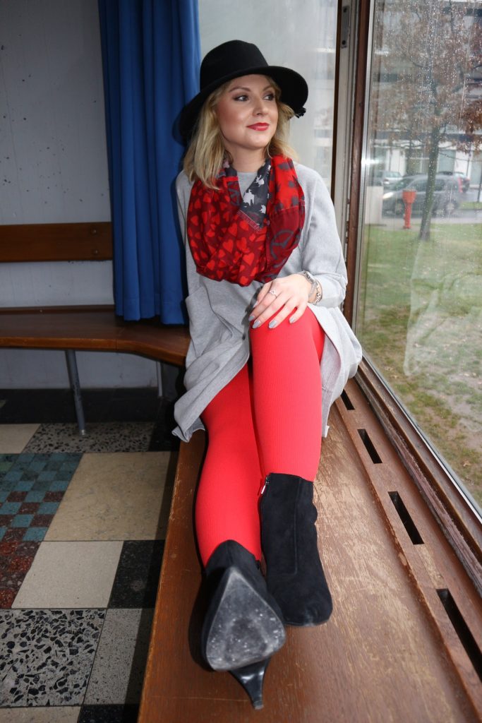Ein Outfit mit der Juzo Expert in Happy Red